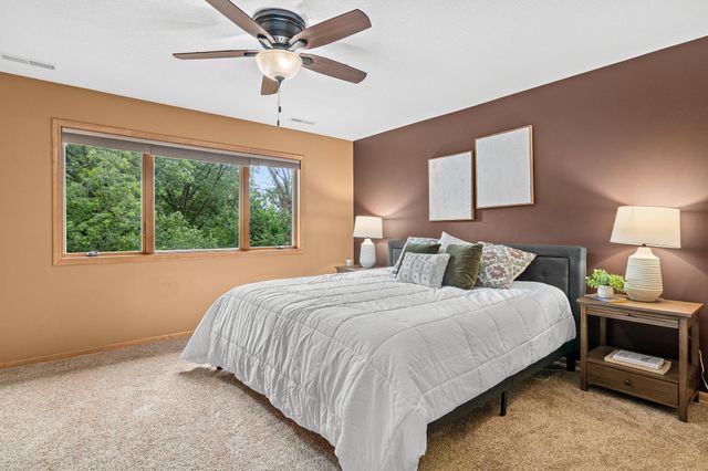 1120 10th Street N, Hudson, WI 54016