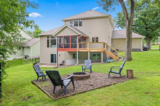 1120 10th Street N, Hudson, WI 54016