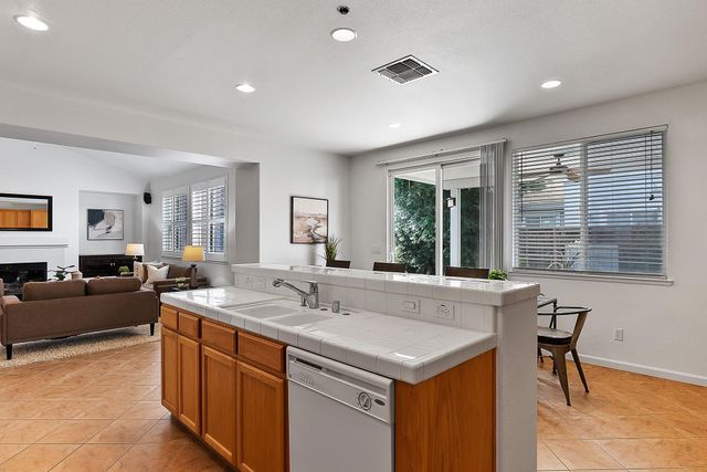 907 Snapdragon Way, Brentwood, CA 94513