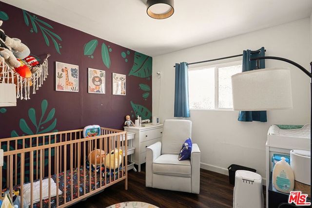5053 Enfield Avenue, Los Angeles, CA 91316