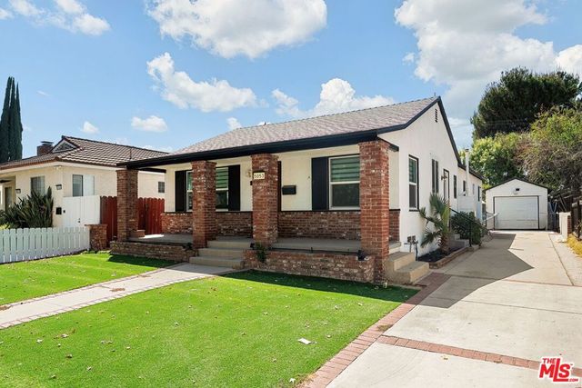 5053 Enfield Avenue, Los Angeles, CA 91316