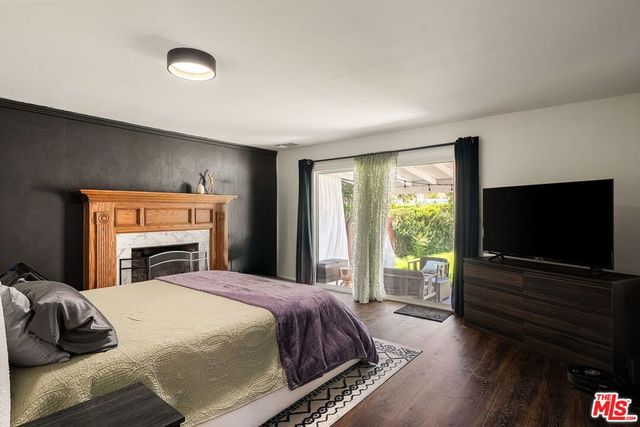 5053 Enfield Avenue, Los Angeles, CA 91316