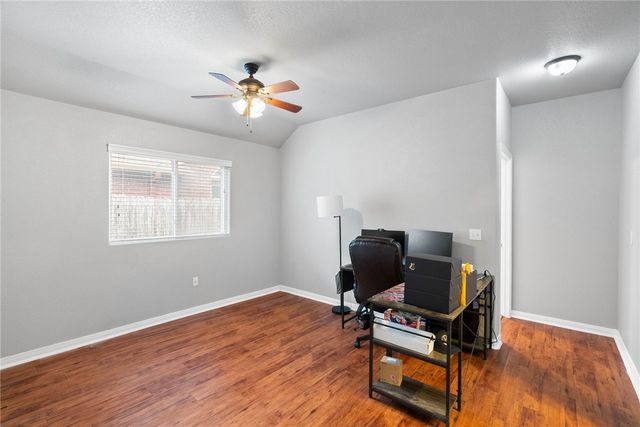 6025 Natchez Dr, Corpus Christi, TX 78414