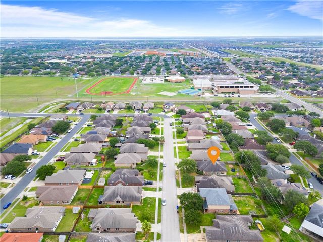 6025 Natchez Dr, Corpus Christi, TX 78414