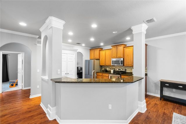 6025 Natchez Dr, Corpus Christi, TX 78414
