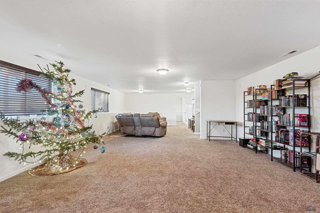 477 COYOTE TRAIL, Box Elder, SD 57719