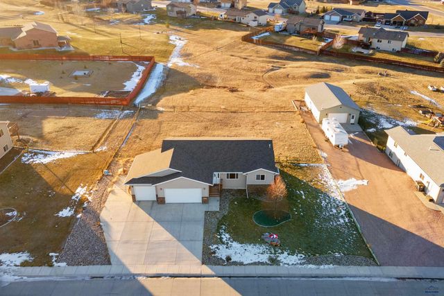 477 COYOTE TRAIL, Box Elder, SD 57719