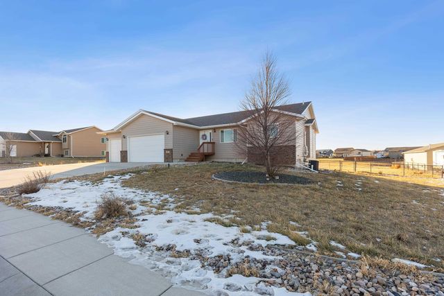 477 COYOTE TRAIL, Box Elder, SD 57719