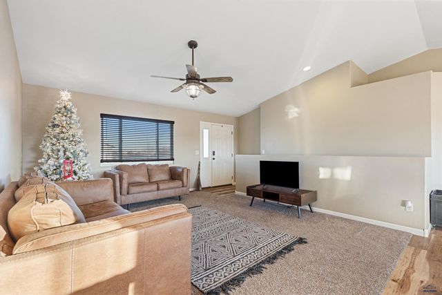 477 COYOTE TRAIL, Box Elder, SD 57719