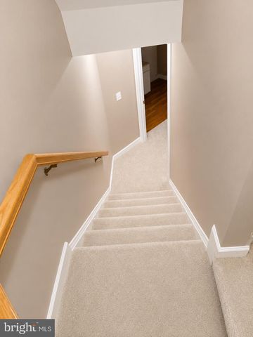 1603 CHICKASAW PL NE, Leesburg, VA 20176