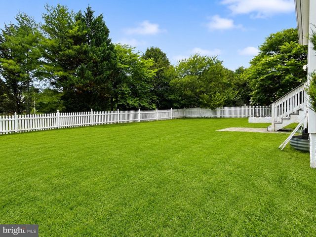1603 CHICKASAW PL NE, Leesburg, VA 20176