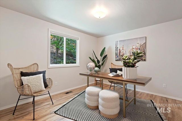 3925 S Sutton Way, Boise, ID 83706