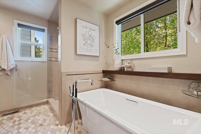 3925 S Sutton Way, Boise, ID 83706