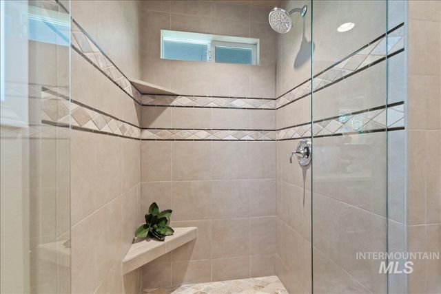 3925 S Sutton Way, Boise, ID 83706