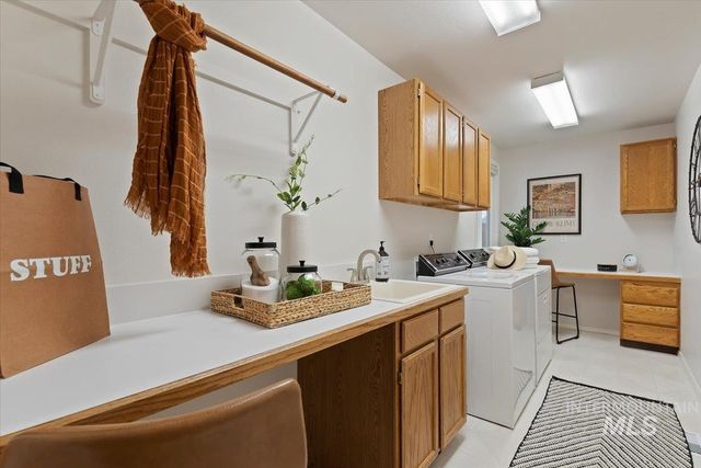 3925 S Sutton Way, Boise, ID 83706