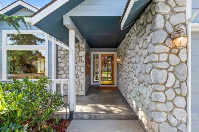 3925 S Sutton Way, Boise, ID 83706