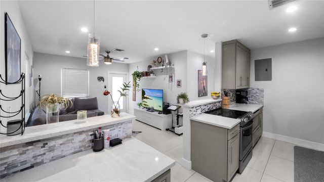 1341 NW 5th Avenue, Fort Lauderdale, FL 33311