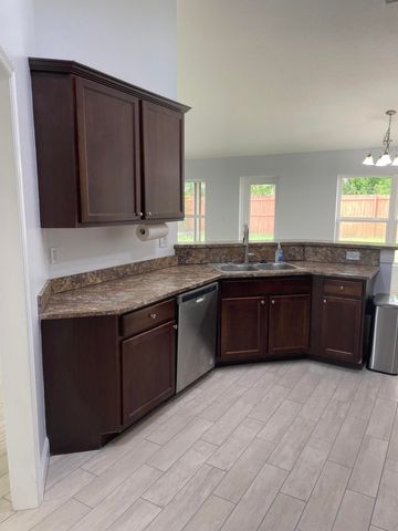 150 SW De Gouvea Terrace, Port St Lucie, FL 34984
