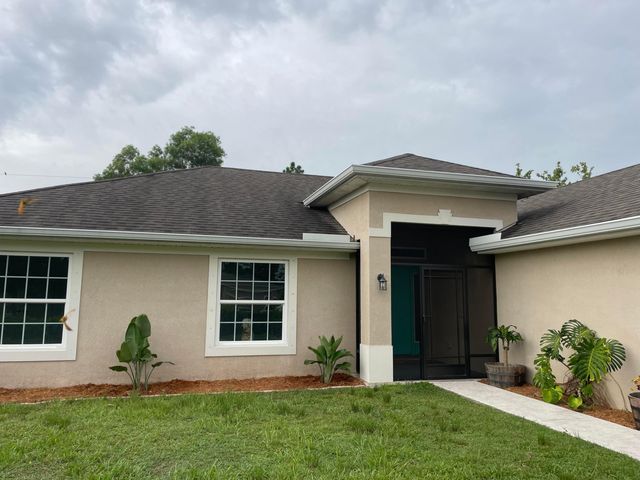 150 SW De Gouvea Terrace, Port St Lucie, FL 34984