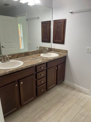 150 SW De Gouvea Terrace, Port St Lucie, FL 34984