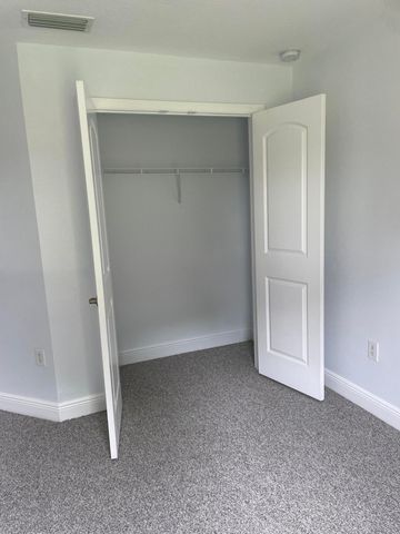 150 SW De Gouvea Terrace, Port St Lucie, FL 34984