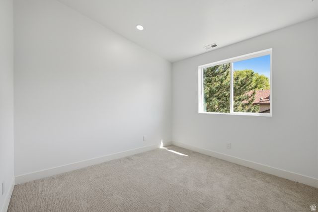 6016 S LODER DR, Kearns, UT 84118