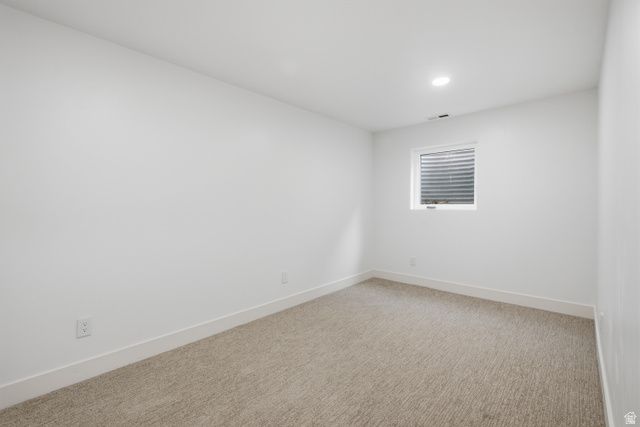 6016 S LODER DR, Kearns, UT 84118