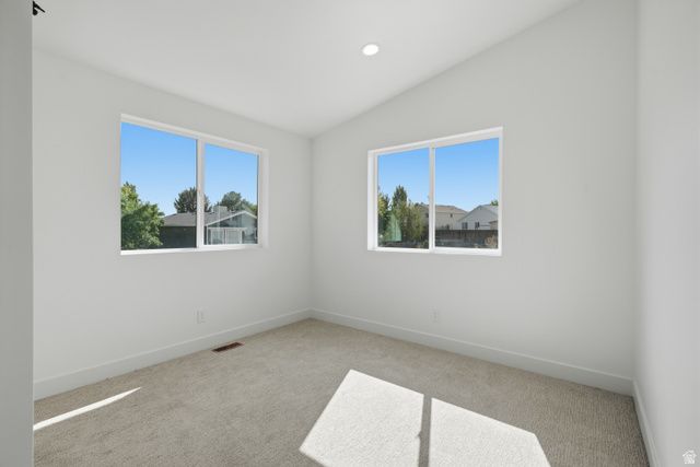 6016 S LODER DR, Kearns, UT 84118