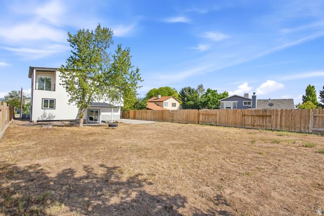 6016 S LODER DR, Kearns, UT 84118