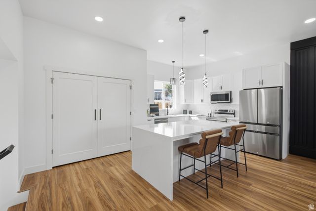6016 S LODER DR, Kearns, UT 84118