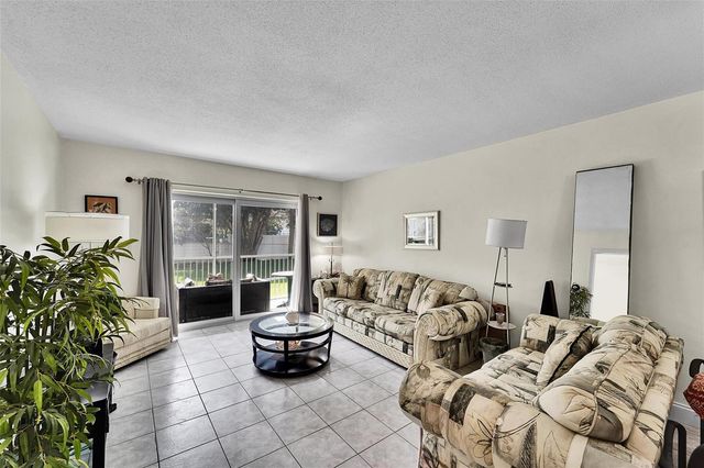 1439 S Ocean Boulevard 105, Lauderdale By The Sea, FL 33062