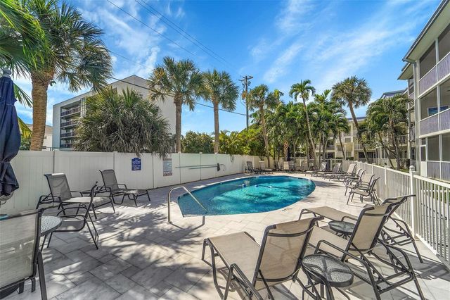 1439 S Ocean Boulevard 105, Lauderdale By The Sea, FL 33062