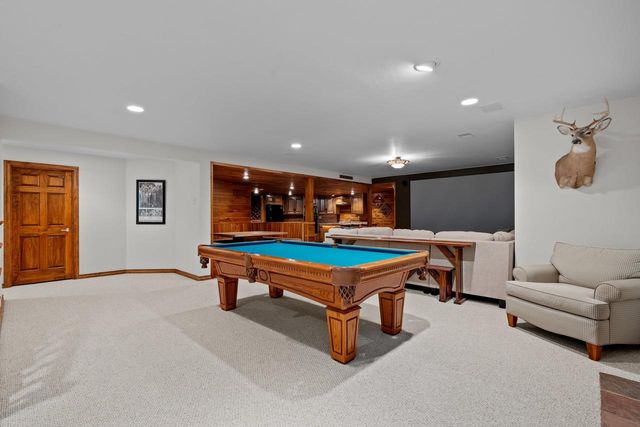 1036 COPRINUS COURT, Green Bay, WI 54313