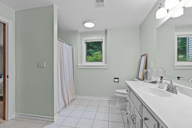 1036 COPRINUS COURT, Green Bay, WI 54313