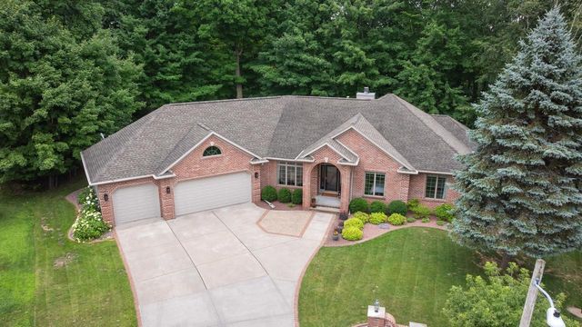 1036 COPRINUS COURT, Green Bay, WI 54313
