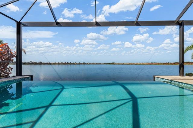 553 MARAVIYA BOULEVARD, Nokomis, FL 34275