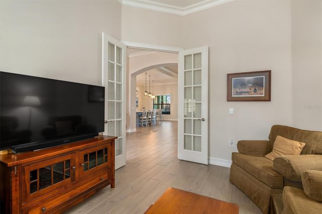 553 MARAVIYA BOULEVARD, Nokomis, FL 34275