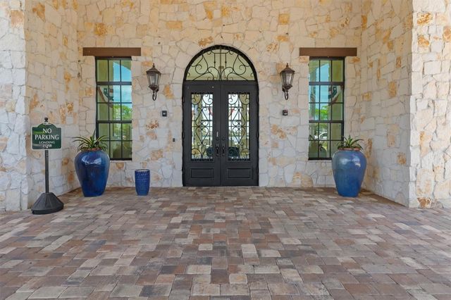 553 MARAVIYA BOULEVARD, Nokomis, FL 34275
