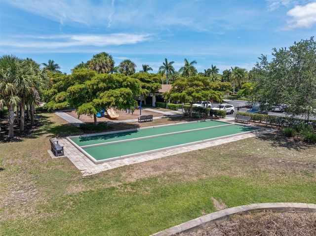 553 MARAVIYA BOULEVARD, Nokomis, FL 34275