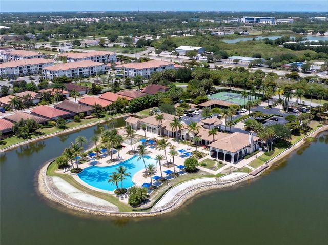 553 MARAVIYA BOULEVARD, Nokomis, FL 34275