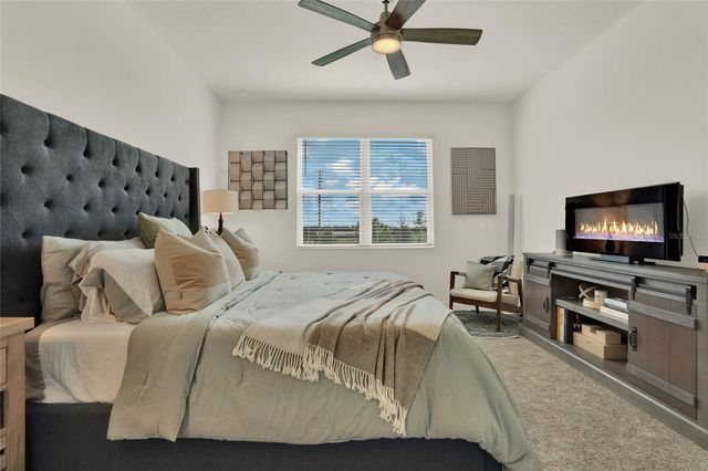 7193 DILLY LAKE AVENUE, Groveland, FL 34736