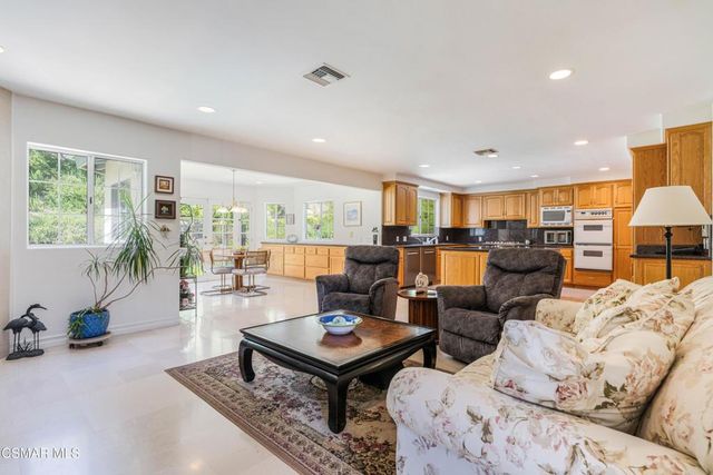 2099 Ralley Court, Thousand Oaks, CA 91362