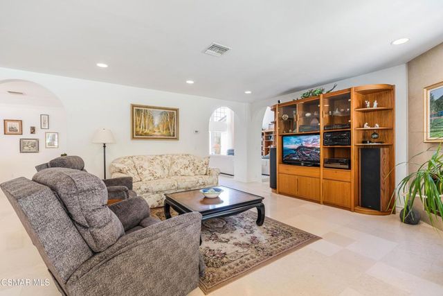 2099 Ralley Court, Thousand Oaks, CA 91362