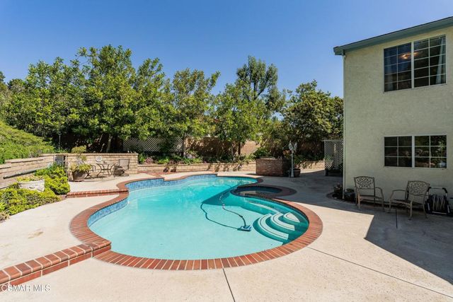 2099 Ralley Court, Thousand Oaks, CA 91362