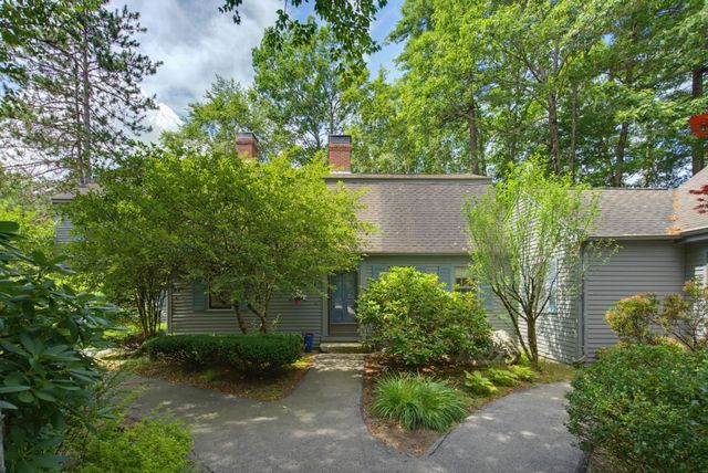 2 Coach Road, Exeter, NH 03833