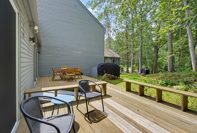 2 Coach Road, Exeter, NH 03833