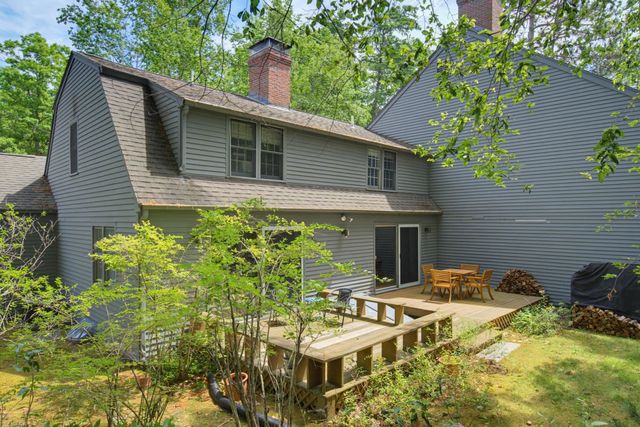 2 Coach Road, Exeter, NH 03833