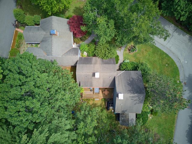 2 Coach Road, Exeter, NH 03833