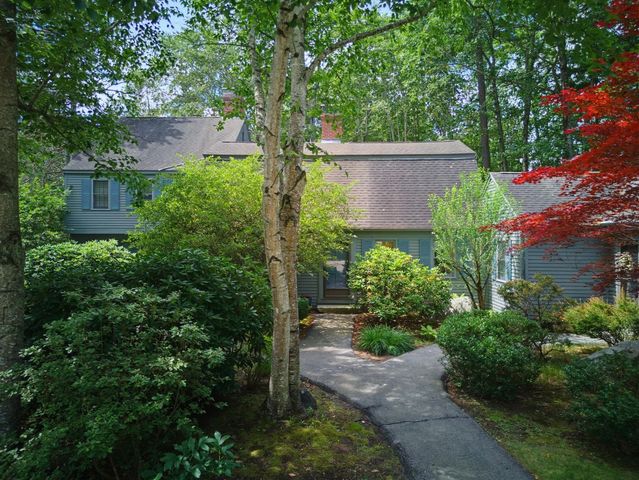 2 Coach Road, Exeter, NH 03833