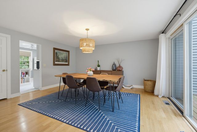 2 Coach Road, Exeter, NH 03833